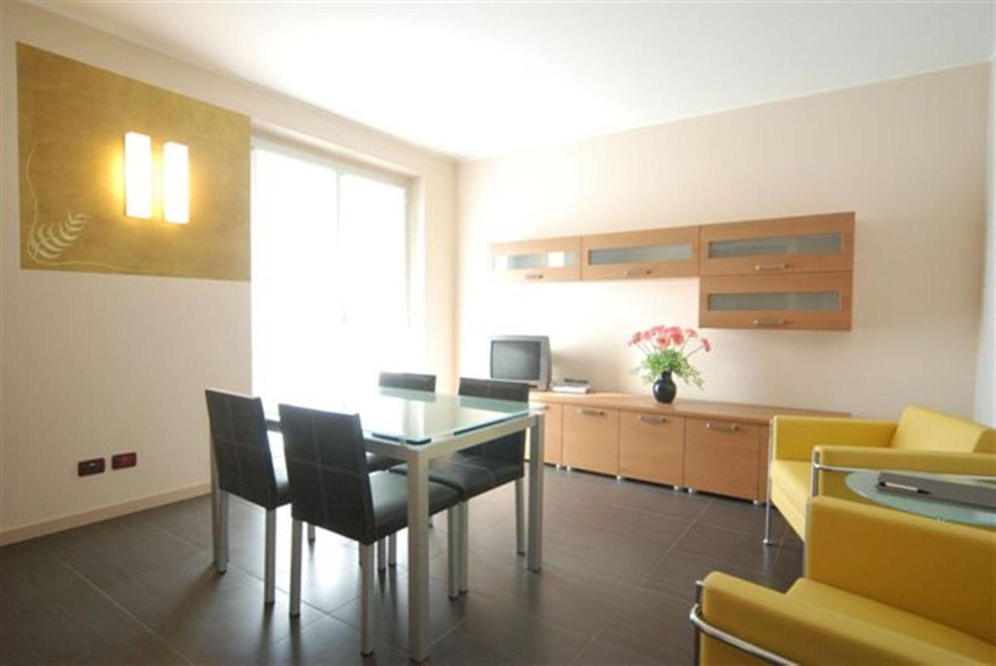 Bonate di Sopra Residence & Suites Solaf מראה חיצוני תמונה